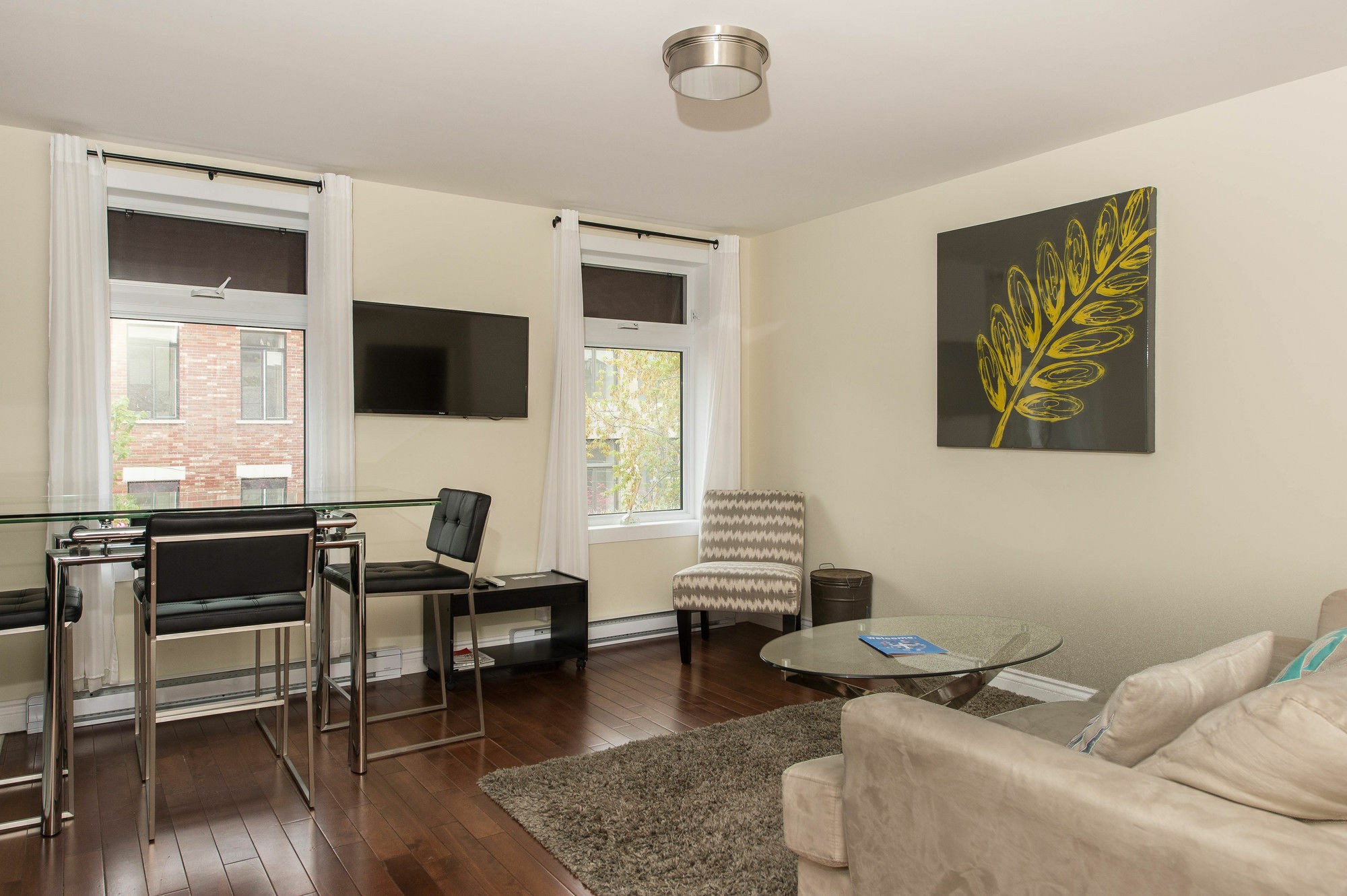 Sunny 1Br In The Village By Sonder Montreal Exterior photo